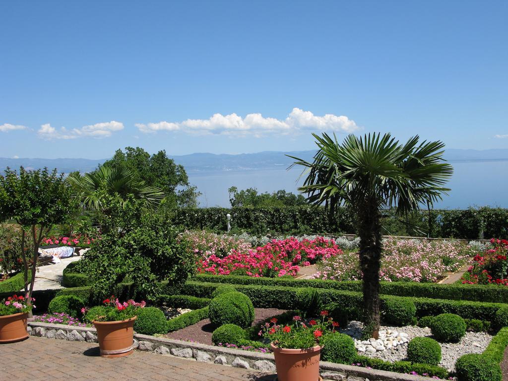 Bed And Breakfast Villa Iris Mošćenička Draga 外观 照片