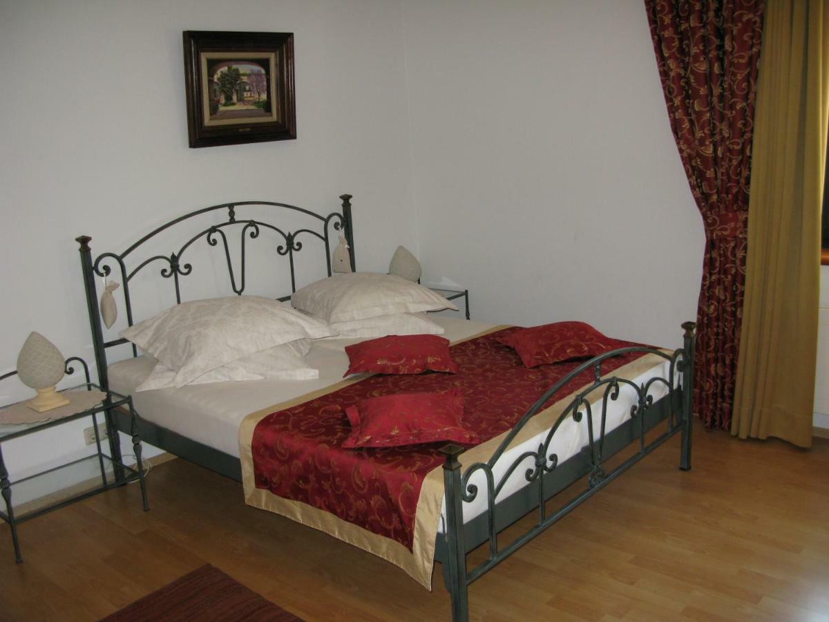 Bed And Breakfast Villa Iris Mošćenička Draga 外观 照片